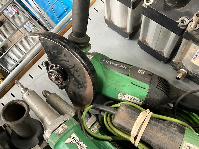 Hitachi 110 v haakse/ rechte slijpmachine (5x) - afbeelding 2 van  4
