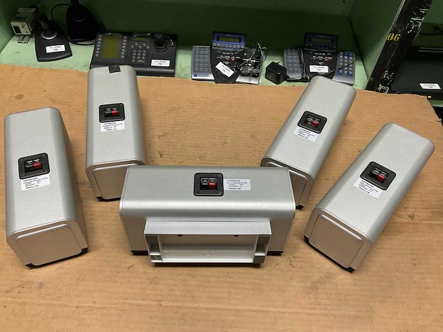 Hitachi 20w 8ohm surround speaker system - afbeelding 4 van  4