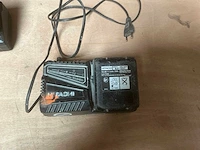 Hitachi accu en lader accu's en laders (3x) - afbeelding 3 van  3