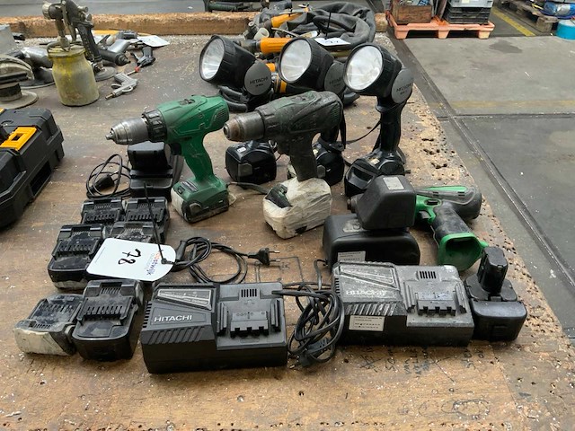 Hitachi accu gereedschap (7x) - afbeelding 1 van  5