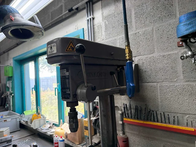 Hitachi b13s professionele 13 mm kolomboormachine - afbeelding 3 van  3