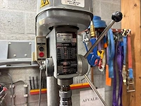 Hitachi b13s professionele 13 mm kolomboormachine - afbeelding 2 van  3