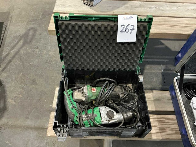 Hitachi boormachine + haakse slijper - afbeelding 1 van  6