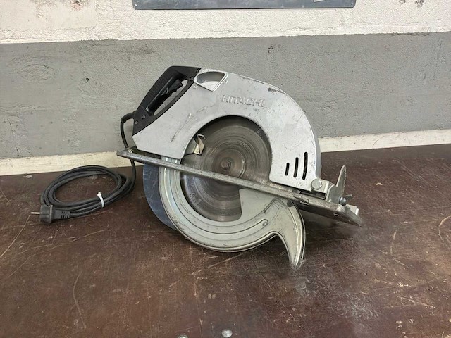 Hitachi c 13u doorslijpmachine - afbeelding 2 van  8