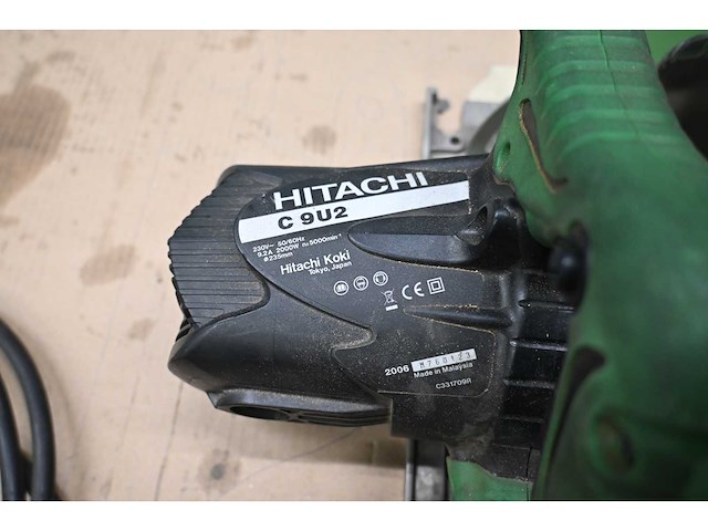 Hitachi c 9u2 cirkelzaagmachine - afbeelding 3 van  4