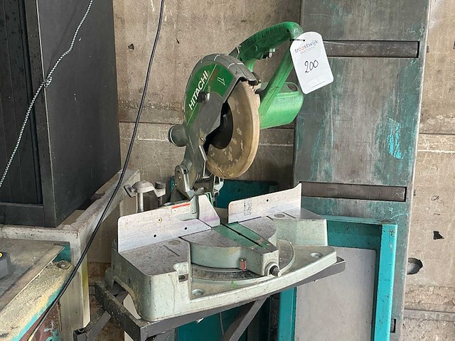 Hitachi c10fcb afkortcirkelzaagmachine ( aluminium ) - afbeelding 1 van  7