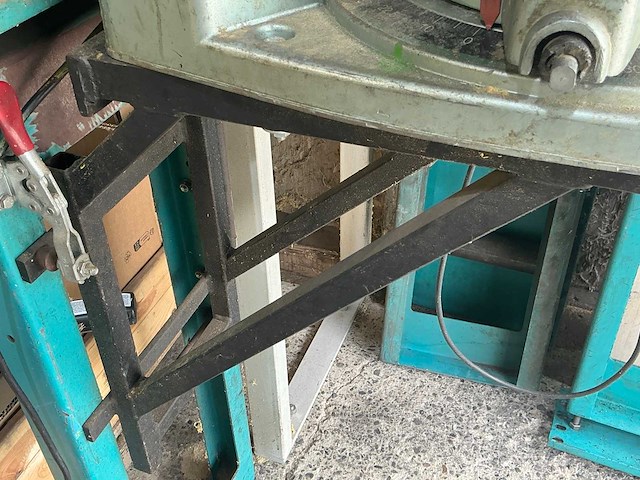 Hitachi c10fcb afkortcirkelzaagmachine ( aluminium ) - afbeelding 7 van  7