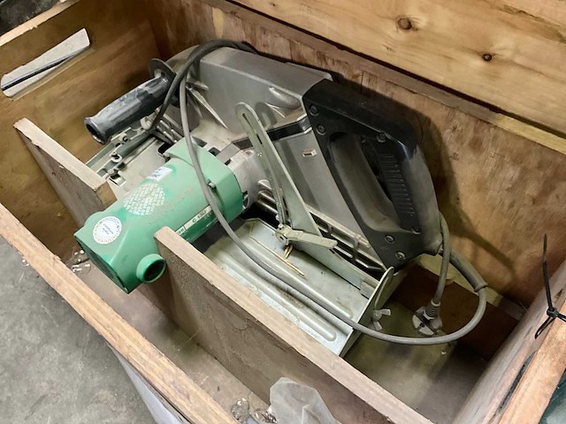 Hitachi c13u cirkelzaagmachine - afbeelding 2 van  6