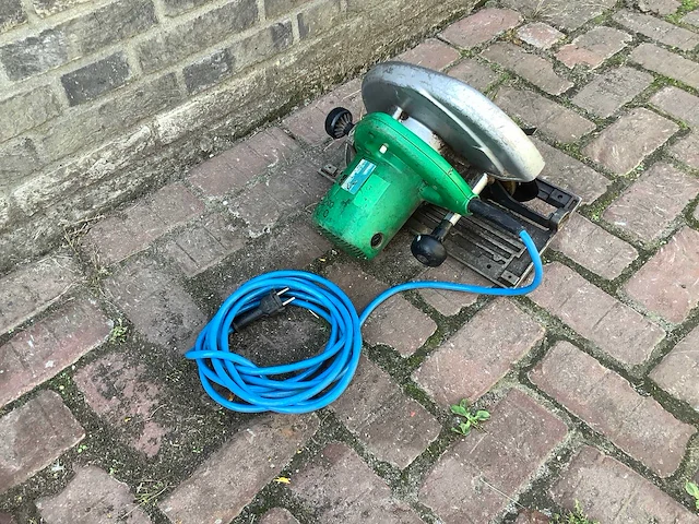 Hitachi c9u bladzaagmachine - afbeelding 3 van  5