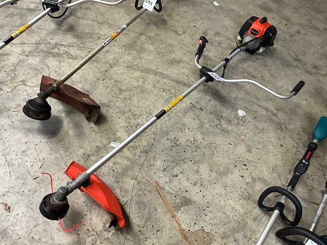 Hitachi cg31ebs bosmaaier - afbeelding 1 van  6