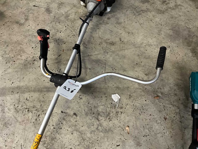 Hitachi cg31ebs bosmaaier - afbeelding 2 van  6