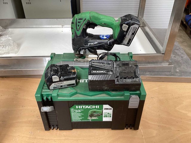 Hitachi cj 18dsl decoupeerzaag incl. bsl1850 accu’s + uc 18yfsl acculader + koffer - afbeelding 1 van  10