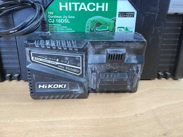 Hitachi cj 18dsl decoupeerzaag incl. bsl1850 accu’s + uc 18yfsl acculader + koffer - afbeelding 8 van  10