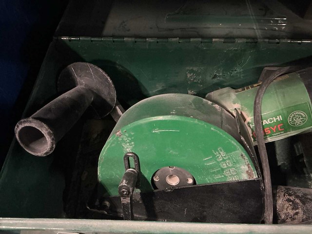Hitachi cnf45u haakse slijper - afbeelding 2 van  5