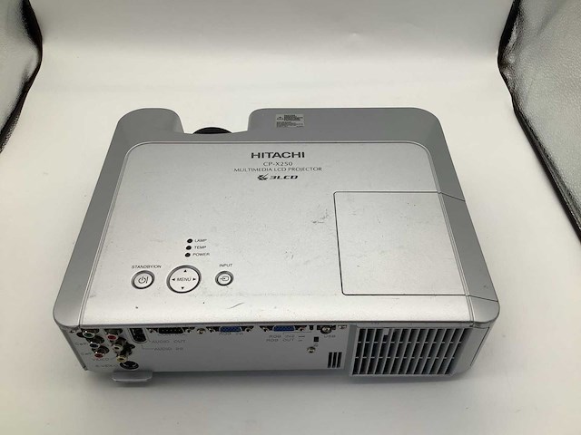Hitachi cp-x250 multimedia lcd beamer - afbeelding 4 van  8