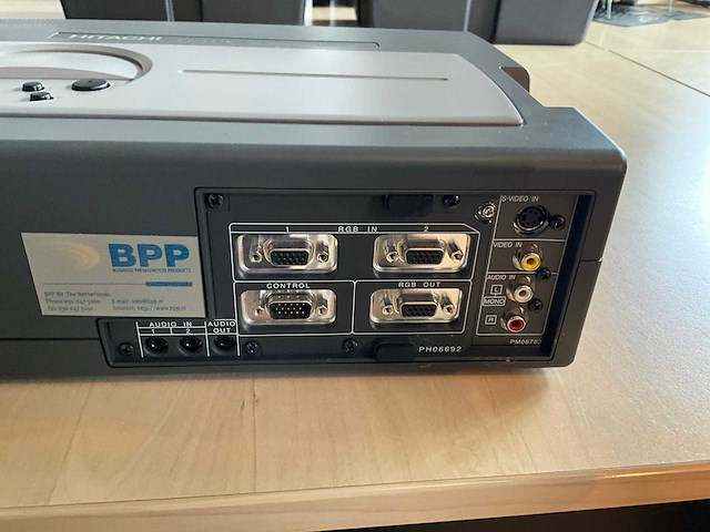Hitachi cp-x938 multi media projector - afbeelding 6 van  8