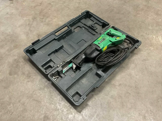 Hitachi cr 12v reciprozaag - afbeelding 1 van  4
