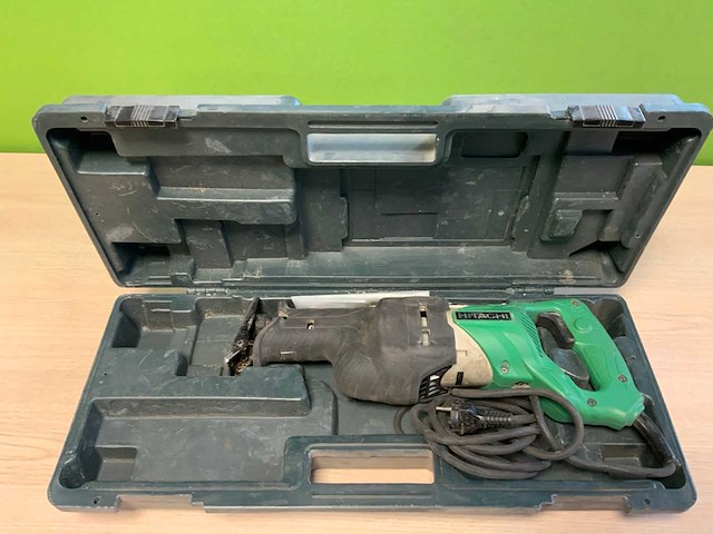 Hitachi cr13v2 decoupeerzaag - afbeelding 1 van  4