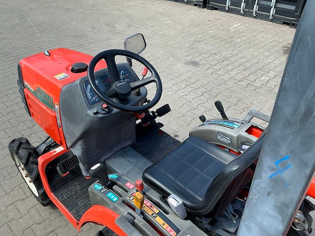 Hitachi ctx117 4x4 minitractor - afbeelding 5 van  30