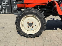 Hitachi ctx117 4x4 minitractor - afbeelding 19 van  30