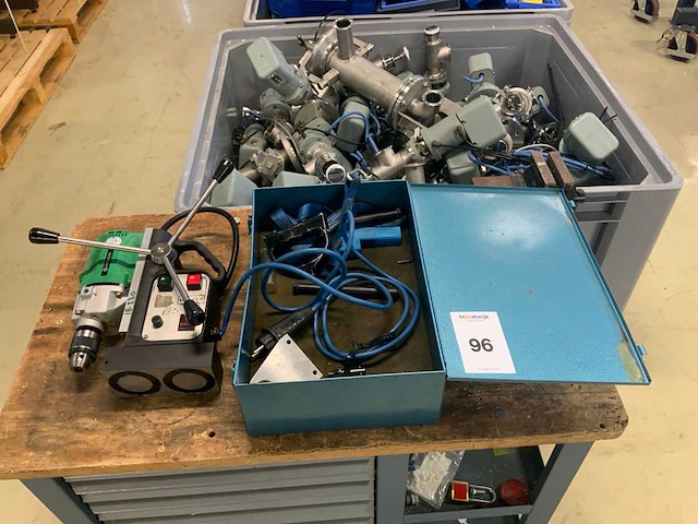 Hitachi d13 / mb 25/r magneetboormachine - afbeelding 1 van  3