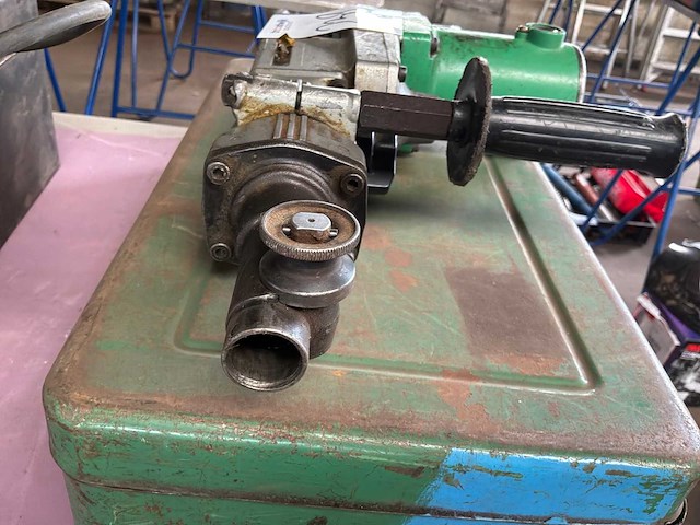 Hitachi dh38v8 hamerboormachine - afbeelding 3 van  3