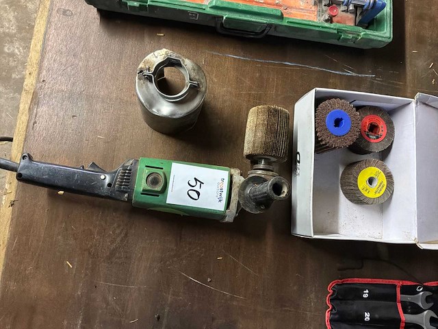 Hitachi g-18se haakse slijper met lamelle schuurborstels - afbeelding 1 van  2