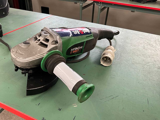 Hitachi g 18se3 haakse slijpmachine - afbeelding 1 van  6