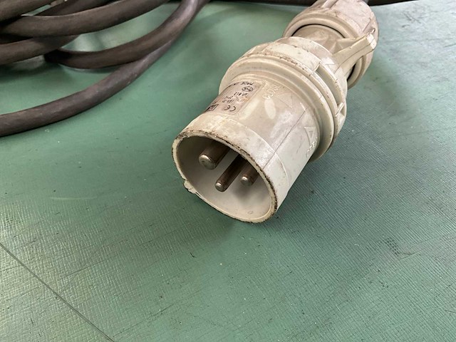 Hitachi g 18se3 haakse slijpmachine - afbeelding 5 van  6