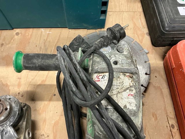 Hitachi haakse slijpmachine (2x) - afbeelding 4 van  4