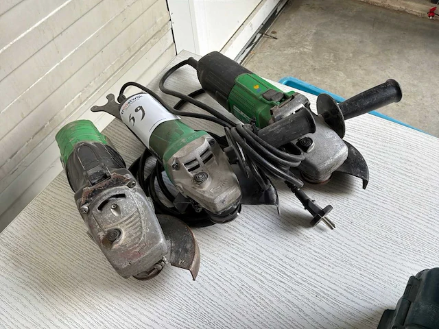 Hitachi haakse slijpmachine (3x) - afbeelding 2 van  6
