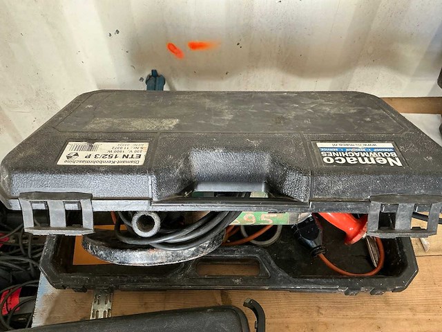 Hitachi haakse slijpmachine - afbeelding 4 van  4