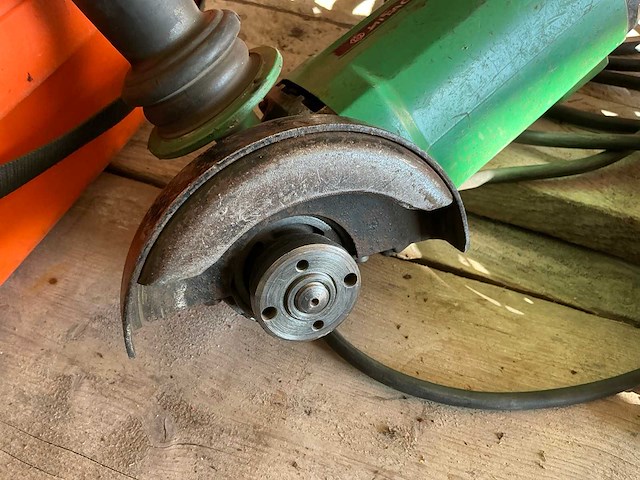 Hitachi haakse slijpmachine - afbeelding 2 van  5