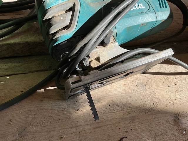 Hitachi haakse slijpmachine - afbeelding 3 van  5