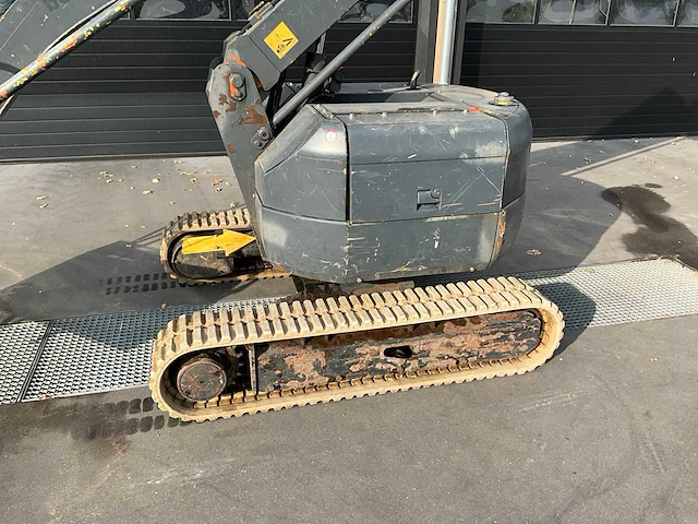 Hitachi hx64b hoogwerker - afbeelding 9 van  13