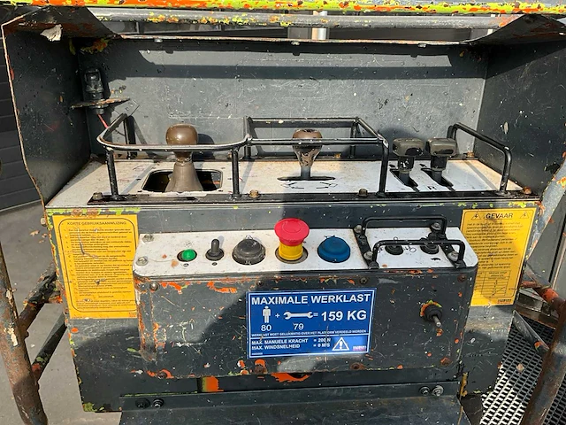 Hitachi hx64b hoogwerker - afbeelding 3 van  13
