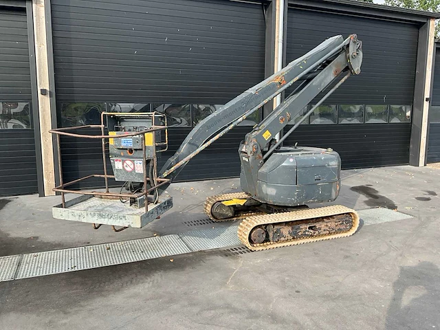 Hitachi hx64b hoogwerker - afbeelding 1 van  13