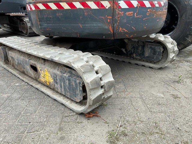 Hitachi hx64b knikarm hoogwerker - afbeelding 12 van  12