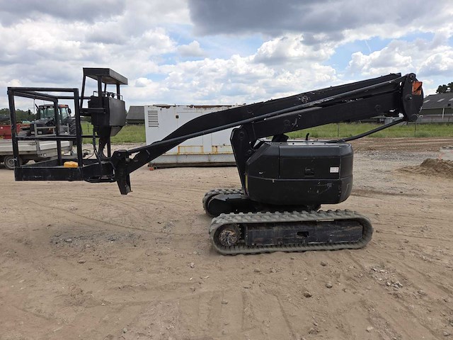 Hitachi hx64b knikarm hoogwerker - afbeelding 1 van  8