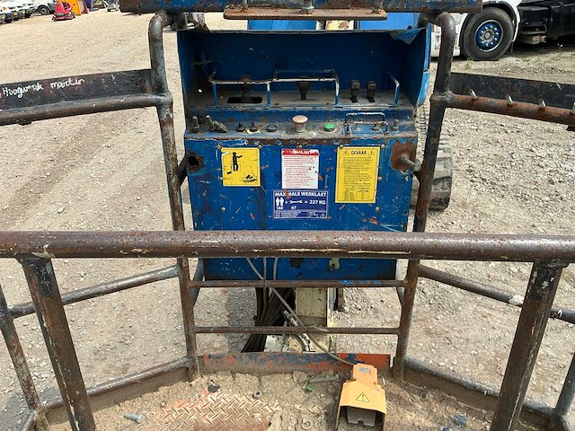 Hitachi hx99b telescoop hoogwerker - afbeelding 4 van  15