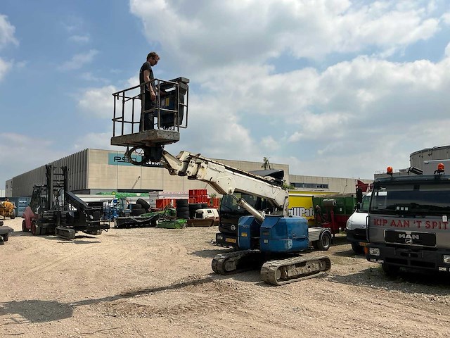Hitachi hx99b telescoop hoogwerker - afbeelding 7 van  15