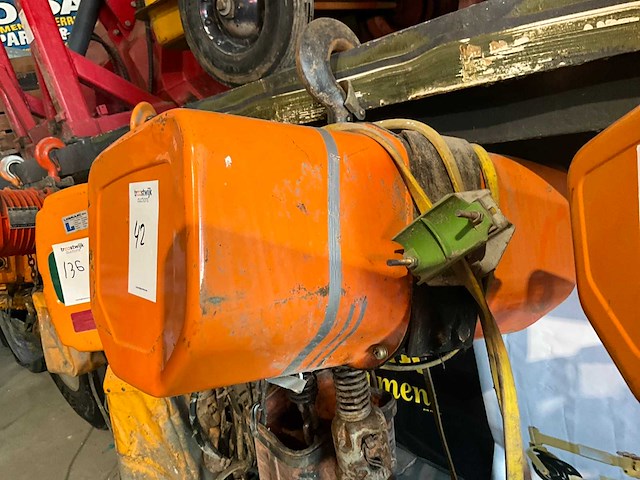 Hitachi ketting takel - afbeelding 2 van  5