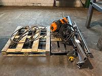 Hitachi kettingtakel - afbeelding 1 van  6