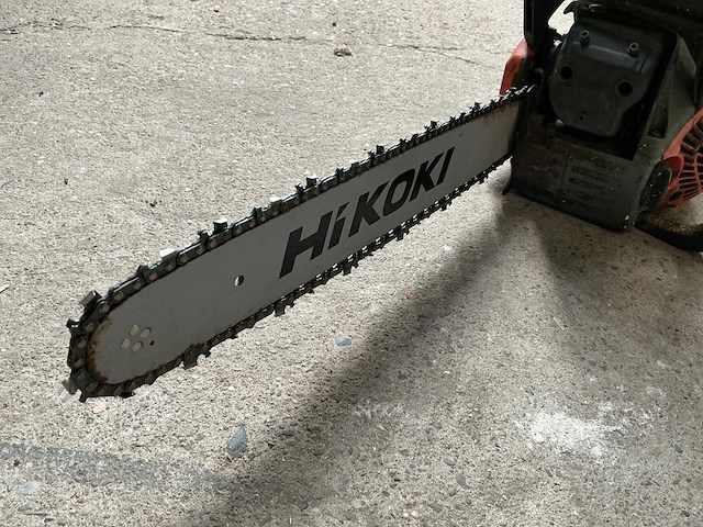 Hitachi kettingzaag - afbeelding 3 van  4