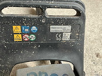 Hitachi kettingzaag - afbeelding 4 van  4