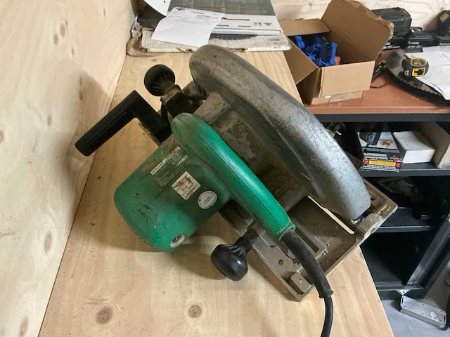 Hitachi koki c90 afkortcirkelzaagmachine - afbeelding 1 van  3