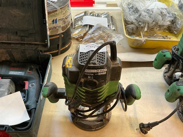 Hitachi m8sa2 bovenfrees - afbeelding 2 van  4