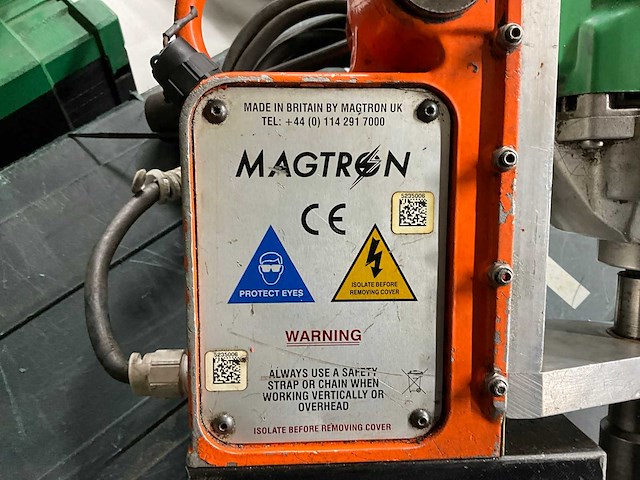 Hitachi / magtron magnetische boormachine - afbeelding 4 van  6