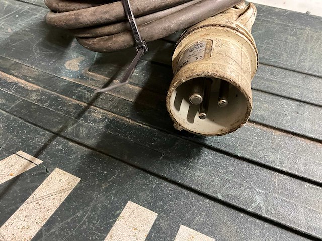 Hitachi / magtron magnetische boormachine - afbeelding 6 van  6