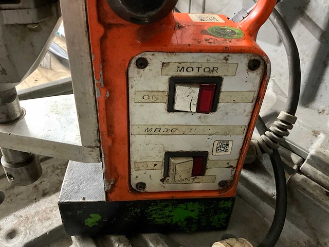 Hitachi / magtron magnetische boormachine - afbeelding 3 van  6